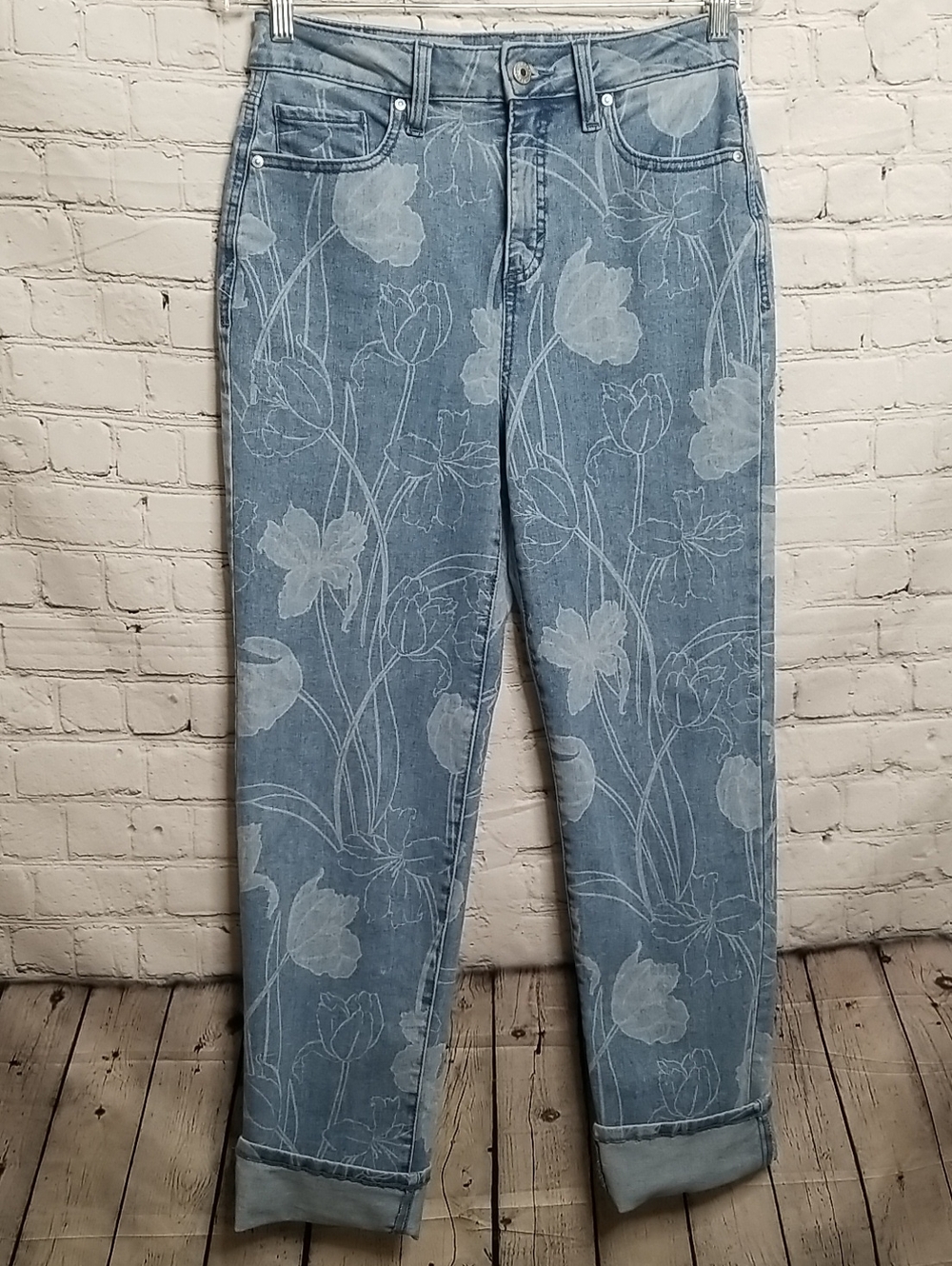 Style & CO. Womens jeans size 6 Botanical print EUC